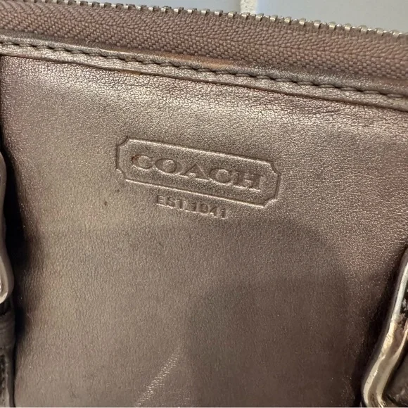 Coach Gray Metallic Zoe Leather Zippered Accordion Wallet - Picture 2 of 15